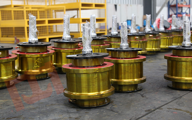 Crane wheels forbridge cranes